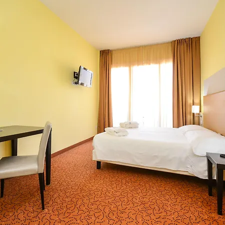 Regal Hotel