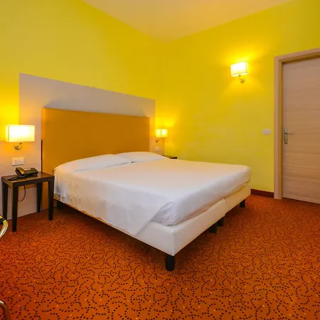 Regal Hotel