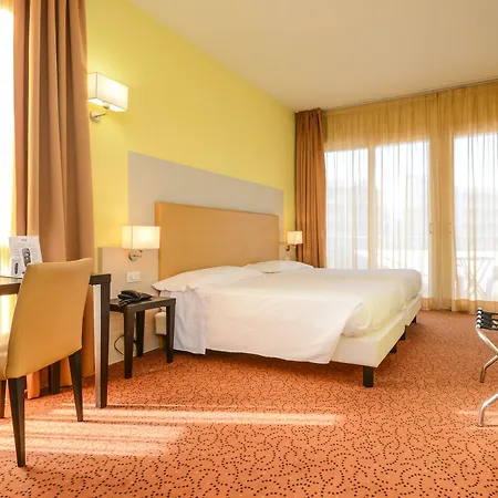 Regal Hotel