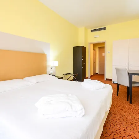 Regal Hotel