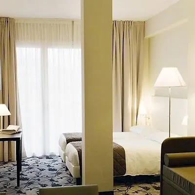 Regal Hotel