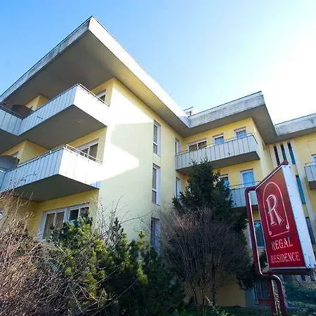 Regal Hotel 3*