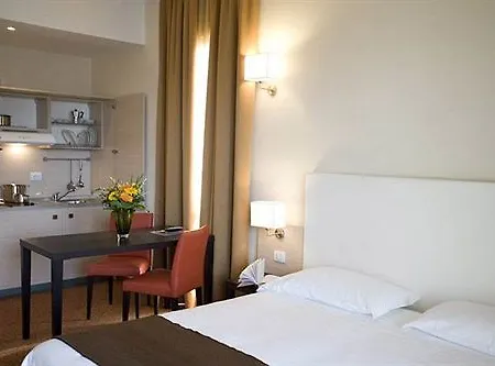 Regal 3*